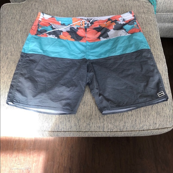 billabong mens swim shorts